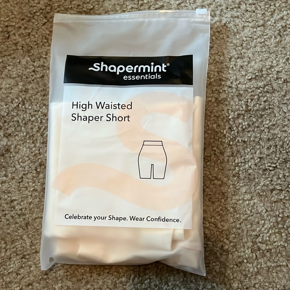 Shapermint essentials, high waisted shaper short